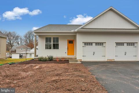 802 Fritz Ave, Reading, PA 19607