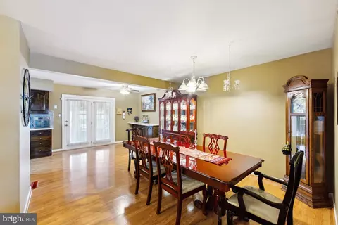 4406 10th Ave, Temple, PA 19560