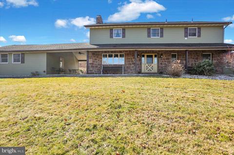 226 Wheatfield Rd, Sinking Spring, PA 19608