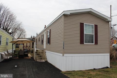 1226 Unit Apt 1 Millers Ct, New Berlinville, PA 19545