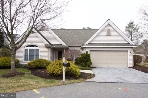 210 Sanibel Ln, Wyomissing, PA 19610