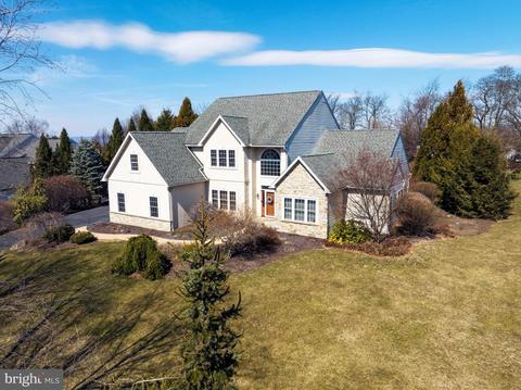 22 Augusta Ln, Fleetwood, PA 19522