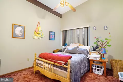 71 Devon Dr, Reading, PA 19606 photo 24