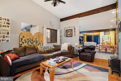 71 Devon Dr, Reading, PA 19606 photo 13