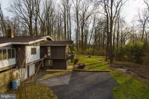 71 Devon Dr, Reading, PA 19606 photo 34