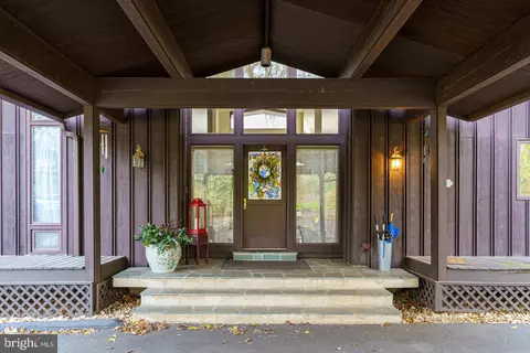 71 Devon Dr, Reading, PA 19606 photo 5