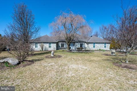 124 Rhoads Rd, Kutztown, PA 19530