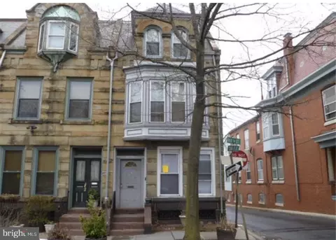 24 N 11th St, Reading, PA 19601