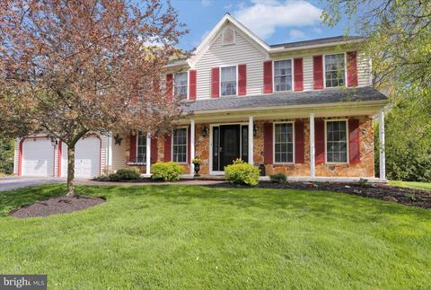 42 Quarry View Dr, Morgantown, PA 19543