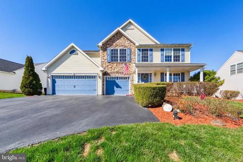 1014 Helm Ln, Reading, PA 19605