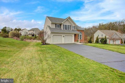 8 Kantner Ln S, Reading, PA 19607 photo 3