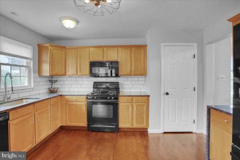 8 Kantner Ln S, Reading, PA 19607 photo 12