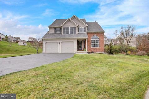8 Kantner Ln S, Reading, PA 19607