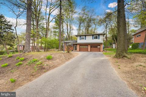 119 Woodland Dr, Wyomissing, PA 19610