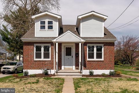 433 W High St, Womelsdorf, PA 19567