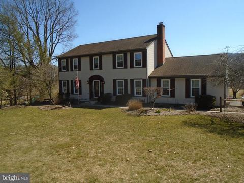 446 Mountain Home Rd, Reading, PA 19608