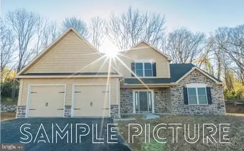 1012 River Crest Dr #7, Reading, PA 19605