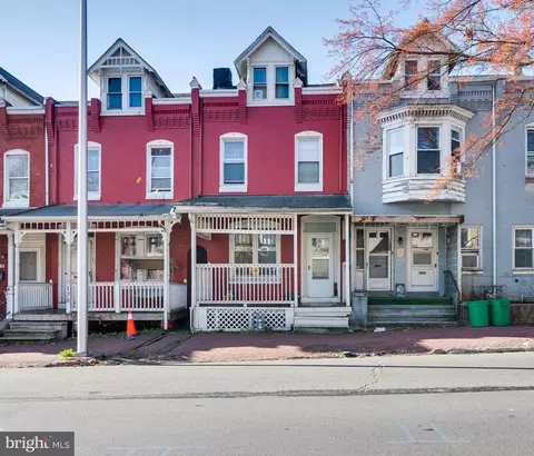 122 W Buttonwood St, Reading, PA 19601