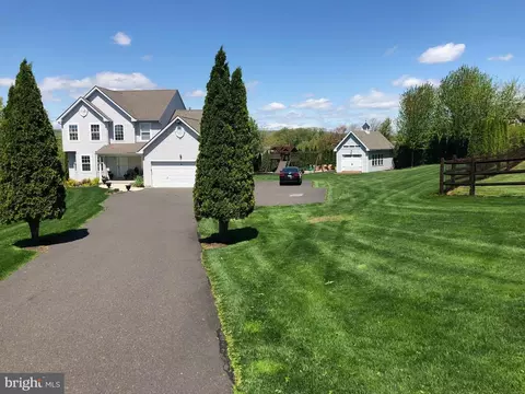 9 Wilt Rd, Bechtelsville, PA 19505