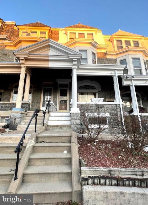 939 Mcknight St, Reading, PA 19601