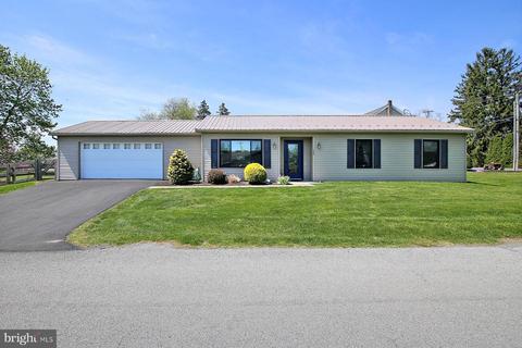 586 Godfrey St, Rehrersburg, PA 19550