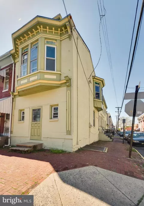 400 S 10th St, Reading, PA 19602