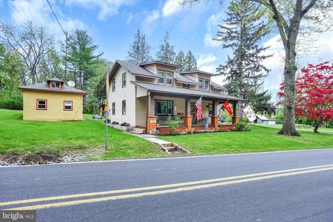 621 Mohns Hill Rd, Reading, PA 19608