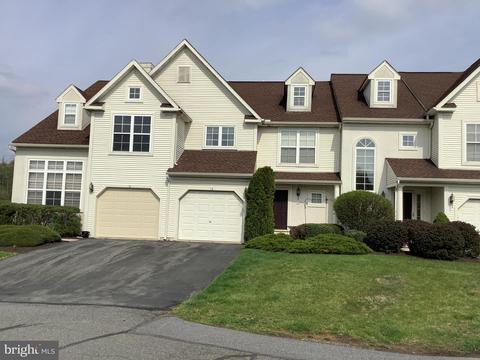 12 Whitetail Ln, Reading, PA 19607