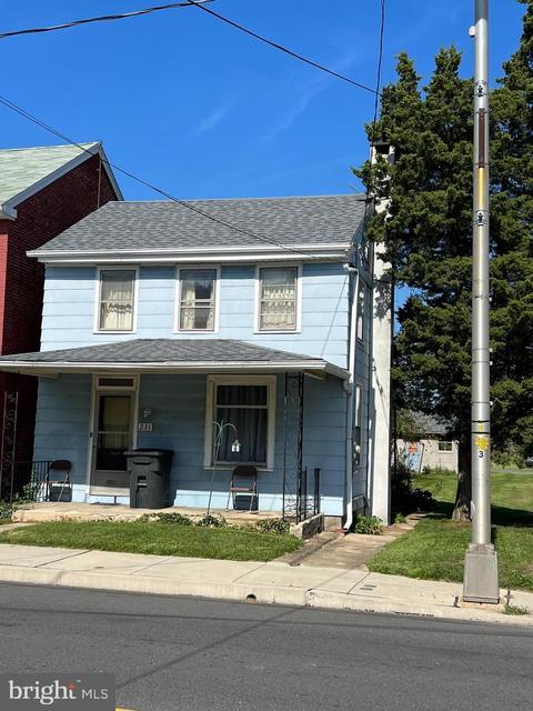 231 E Main St, Fleetwood, PA 19522