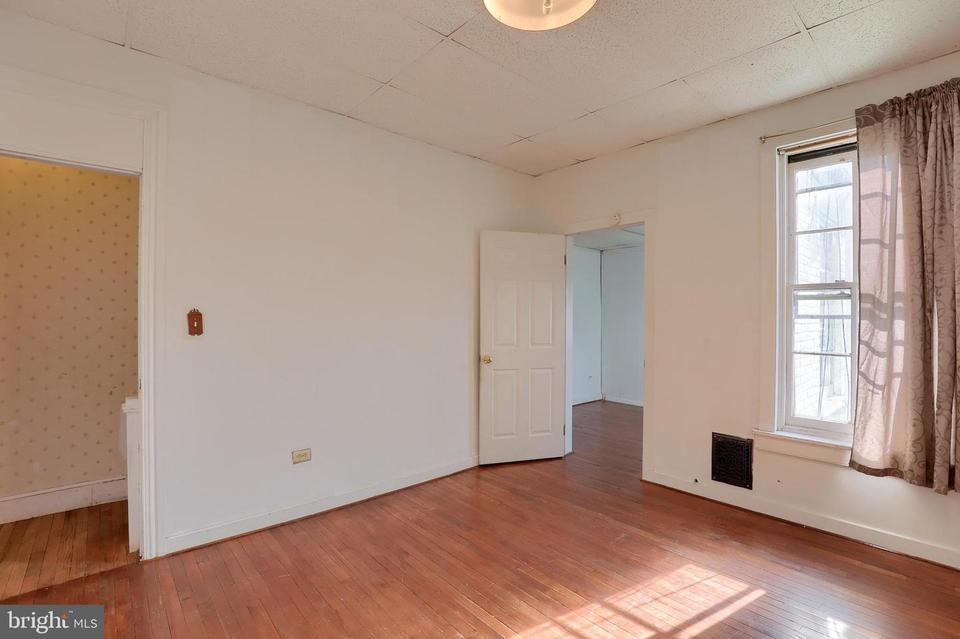  711 N 9th St, Reading, PA 19604 photo 26
