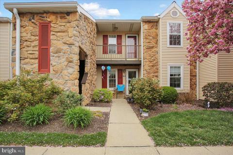 116 Valley Greene Cir, Wyomissing, PA 19610