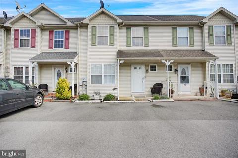 457 Hoch Rd, Blandon, PA 19510