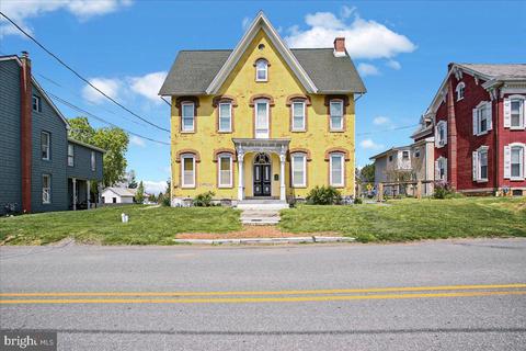 31 Old Bowers Rd, Mertztown, PA 19539