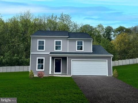 53 Ladderback Ln, Reading, PA 19606