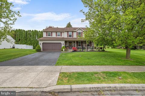 68 Sagebrook, Reading, PA 19601