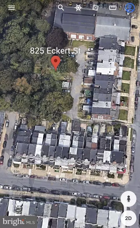 825 Eckert St, Reading, PA 19601 photo 2