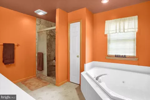 4 Eagles Ln, Sinking Spring, PA 19608 photo 28