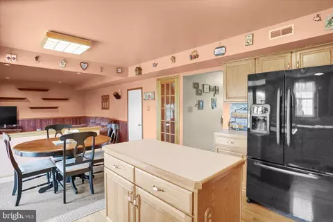 4 Eagles Ln, Sinking Spring, PA 19608 photo 12