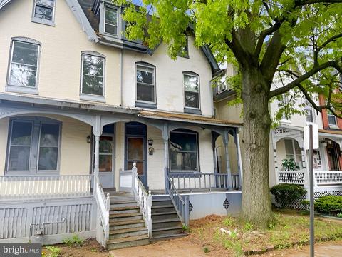 524 Douglass St, Reading, PA 19601