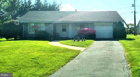 2417 Laurel Rd, Reading, PA 19609