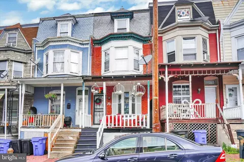 321 Hollenbach St, Reading, PA 19601