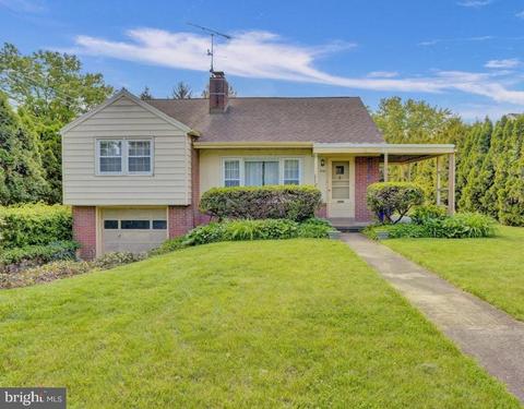 1012 Barberry Rd, Reading, PA 19611