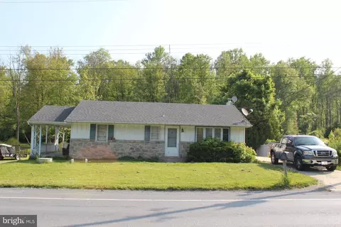 1823 W Philadelphia Ave, Oley, PA 19547