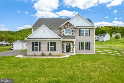 160 Scull Hill Loop Rd, Bernville, PA 19506