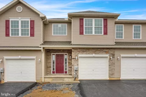 74 Helene Ct, Hamburg, PA 19526
