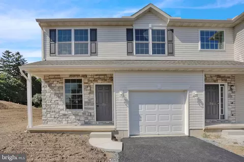 78 Helene Ct, Hamburg, PA 19526