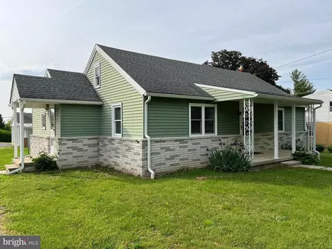 130 Galen Ave, Wernersville, PA 19565