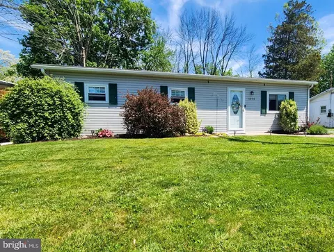 1393 Budd St, Birdsboro, PA 19508
