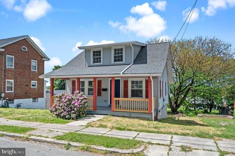 3520 Oak St, Reading, PA 19605