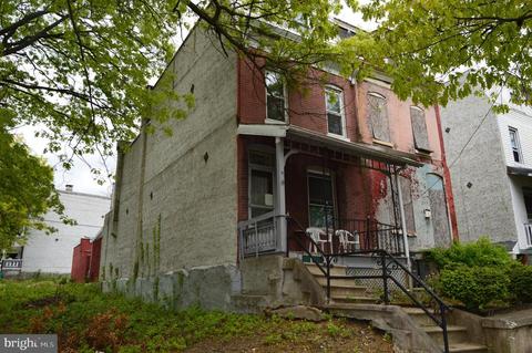 273 W Buttonwood St, Reading, PA 19601